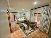 Kloofyard Guesthouse - 2-Star