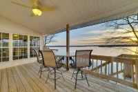 Peaceful Big Sandy Home w/ Deck on Kentucky Lake! - 3-Star