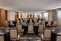 Pomeroy Hotel Fort McMurray Hotels in Fort McMurray