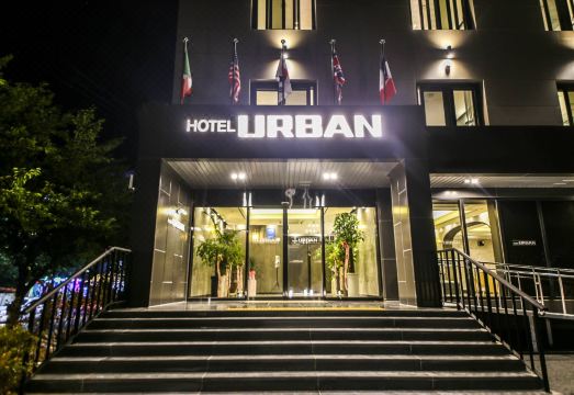 어반 호텔 외관 사진