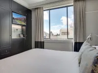 Mountain Retreat, Steps from Train Station