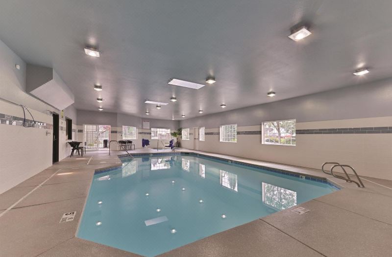 Best Western Plus Spokane North photo 2