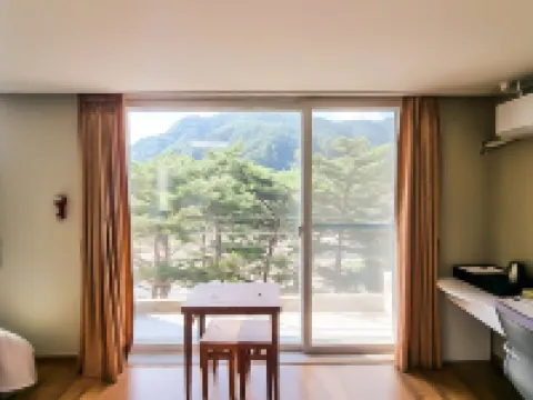 Manhae Maeul Hotels in Inje-gun