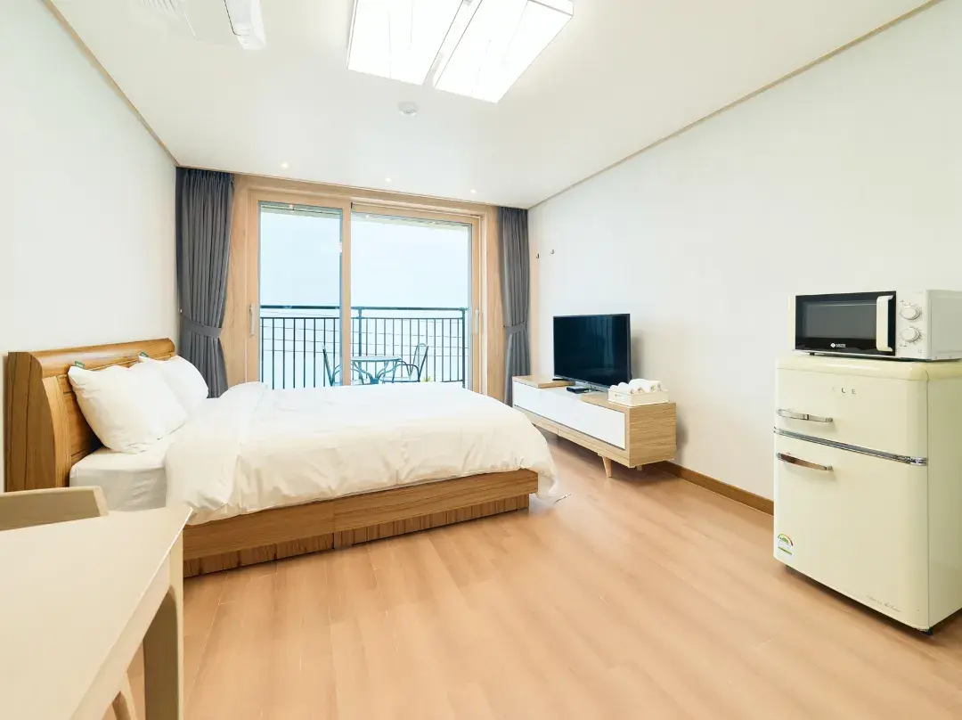 Jebu Island Sea Road Pension - Ansan-si