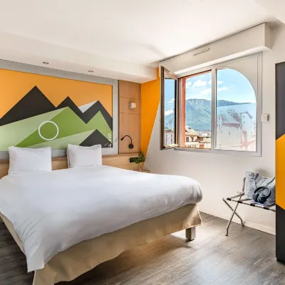 Ibis Styles Annecy Gare Centre Hotels near Semnoz