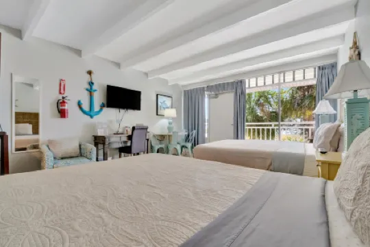 Palm Terrace Waterfront Htd Pool Hot Tub Tennis