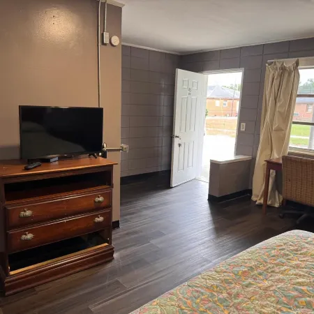 Walkers Inn Dothan by Hotel O