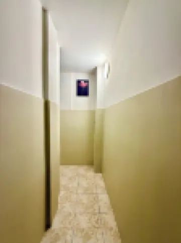 Gare du Midi for 3-4 people