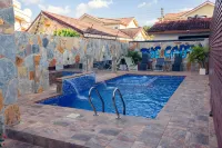 The Cabyn Boutique Hotel - parking