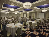 Graduate by Hilton Iowa City - 4-Star