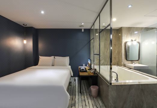 울산 달동 호텔 H2