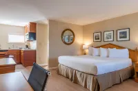 Port Inn and Suites Portsmouth, Ascend Hotel Collection Отели в г. 