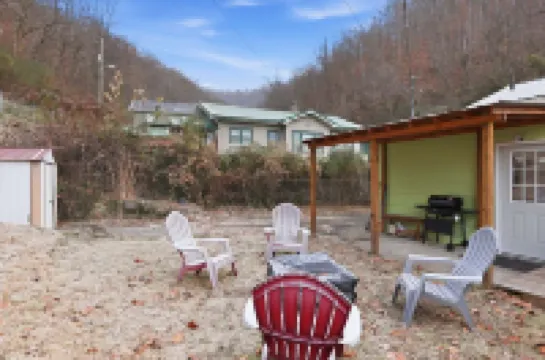 โคซี่ เมทวัน เทรล สเตย์ 3 ห้องนอน บ้าน