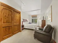 12 C Powder Run 2臥室公寓 by RedAwning