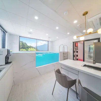 Barney Hill Kids Pool Villa in Gapyeong Hotels near مرصد كوسموبيا