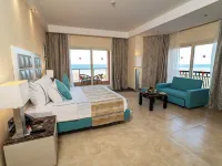 Tropitel Sahl Hasheesh Hotels near Grand Waterworld Makadi : Water Slides