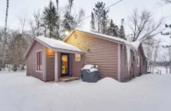 Waterfront Duluth Cabin w/ Deck & River View!