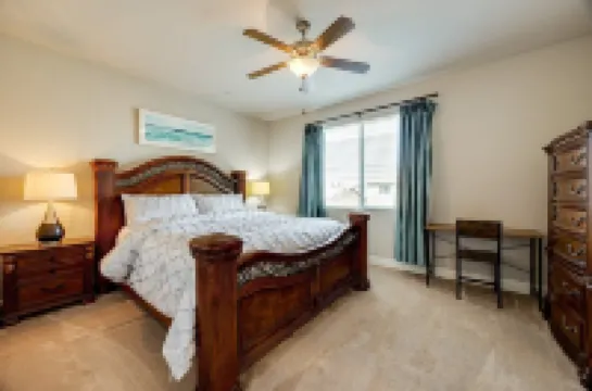 North Visalia Family Getaway – 5Br/3BA, Near Parks & Sequoia NP, Sleeps 10