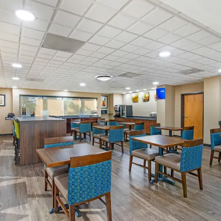 Comfort Suites Brunswick