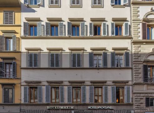 Hotel Maxim Axial