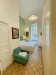 Coco's Apartments - de Vivo Realty