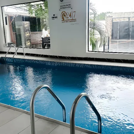 247 Luxury Hotel & Apartment Ajah