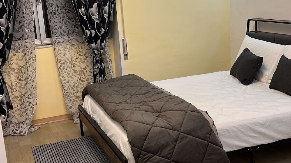 Maa Guest House