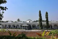 Vrindavan Residency - Bãi đậu xe