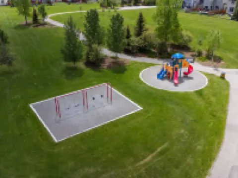 A beautiful home in Airdrie Hoteles en Airdrie