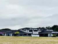 Chelmswood Motel Taupo Hotels near Waipahihi Botanical Reserve