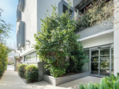 Best Western Plus Central Park Hotel Hotels near La Rochelle Airport