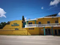 Hotel y Restaurante Casa Jardines Hotels in 