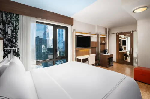 EVEN Hotel NEW YORK - TIMES SQUARE SOUTH by IHG - parking