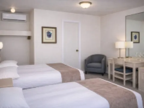 Hotel les Trois Soeurs Hotels in Perce