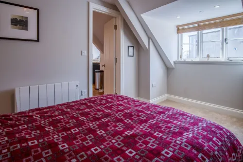 Captains Lookout - 1 Bedroom Apartment - Tenby - balcony
