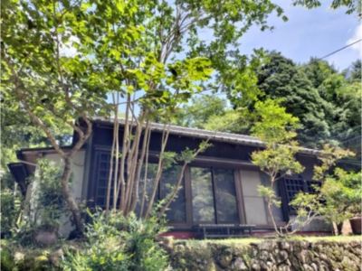 Old Japanese House Utsuwa