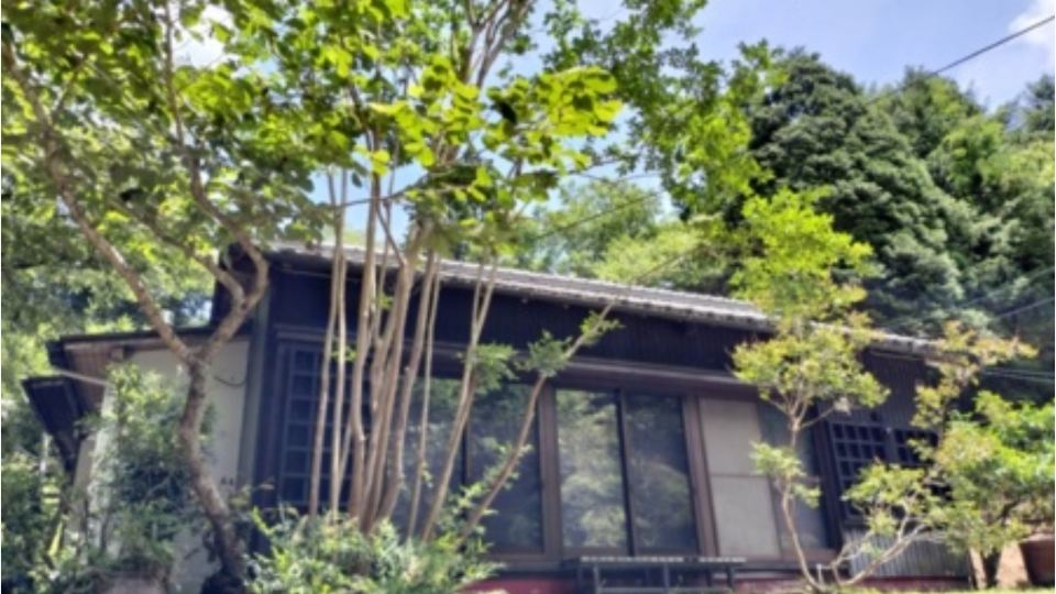 Old Japanese House Utsuwa