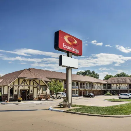 Econo Lodge University