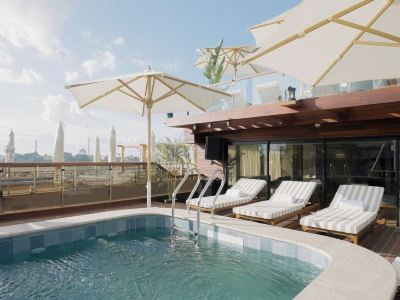 Oro Luxury Dahabiya Nile Cruise Luxor to Aswan