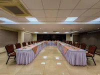 Zip By Spree Hotels Kolhapur - parking