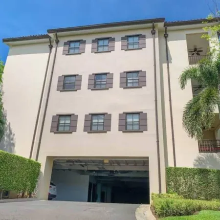 Stunning Oceanview Condo w/ Exceptional Views & Resort-Style Amenities
