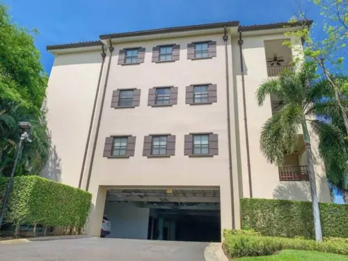 Stunning Oceanview Condo w/ Exceptional Views & Resort-Style Amenities
