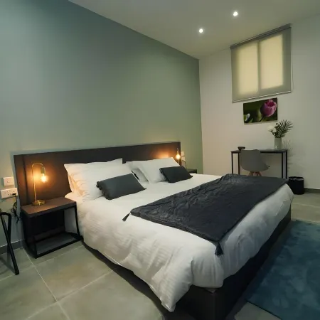 Guest House Capital Inn