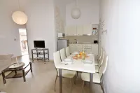 Ideal getaway flat with pool and rumpus room