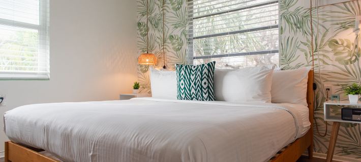 Seaspray Surf Lodge Hotels in Indian River County
