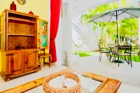 Playacar - Superior Budget Room with Swimming Pool Air Conditioning and Parking - Guest houses