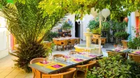 Hôtel Orange Marine - Breakfast