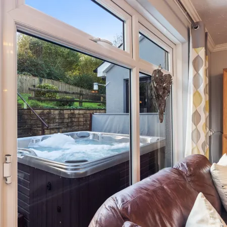 Hazelglade Cottage - Hot Tub, Games Room, Pet Friendly