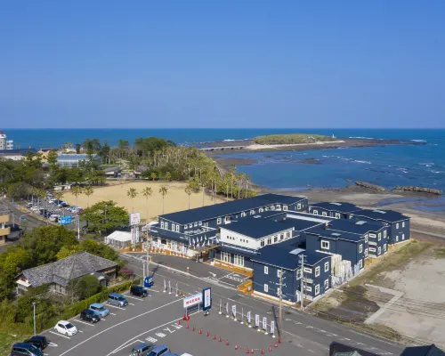 Aoshima Fisherman's Beachside Hostel & Spa Hotels near Aoshima Island