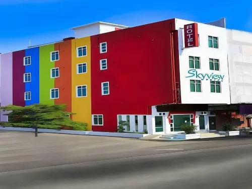 Skyview Hotel - parking